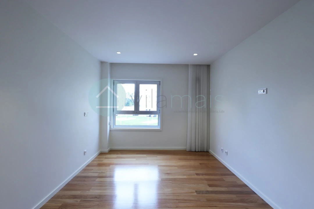 Apartamento T3 para Venda em Vila Nova da Telha Foto 12