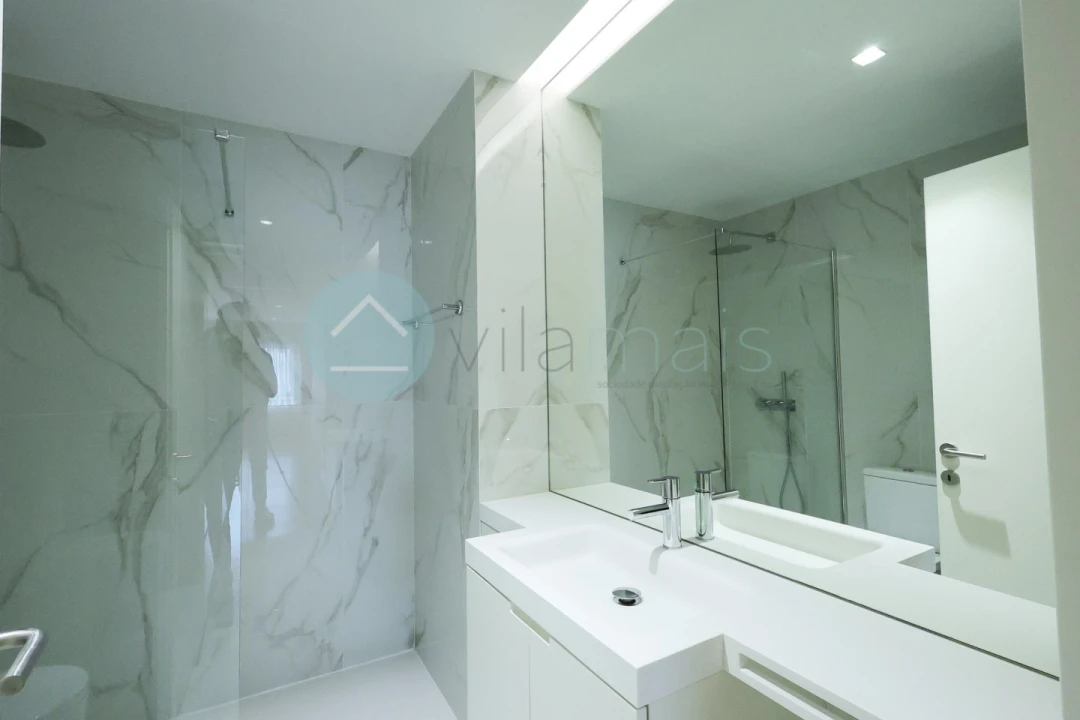 Apartamento T3 para Venda em Vila Nova da Telha Foto 15