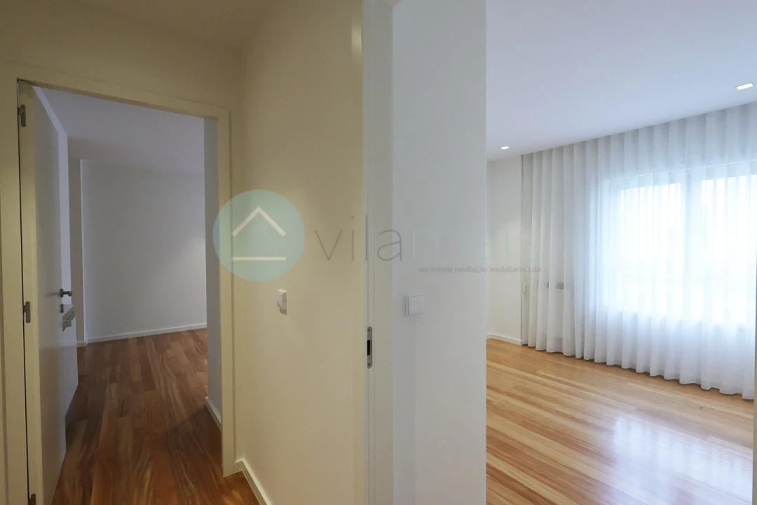 Apartamento T3 para Venda em Vila Nova da Telha Foto 17