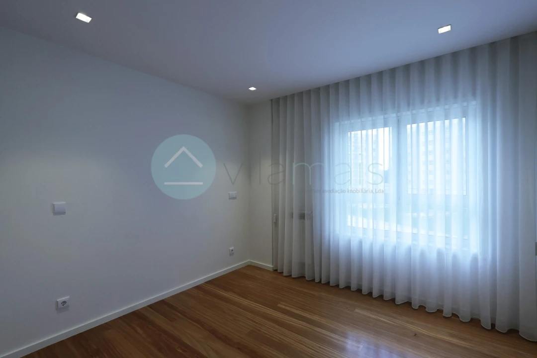 Apartamento T3 para Venda em Vila Nova da Telha Foto 18