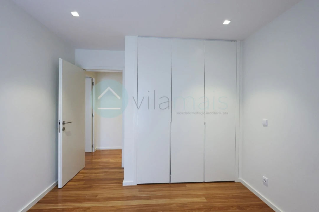 Apartamento T3 para Venda em Vila Nova da Telha Foto 20