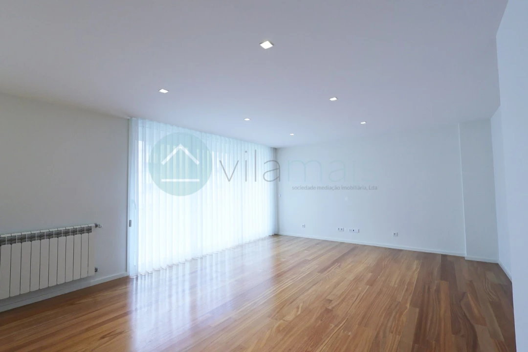 Apartamento T3 para Venda em Vila Nova da Telha Foto 26