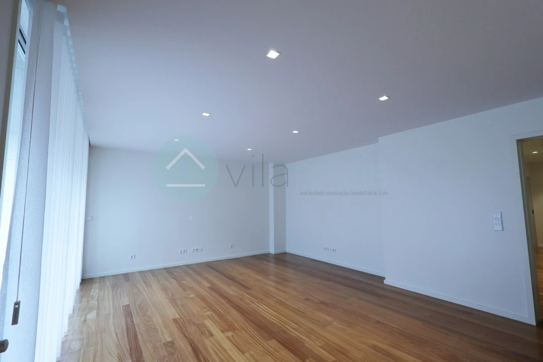 Apartamento T3 para Venda em Vila Nova da Telha Foto 28