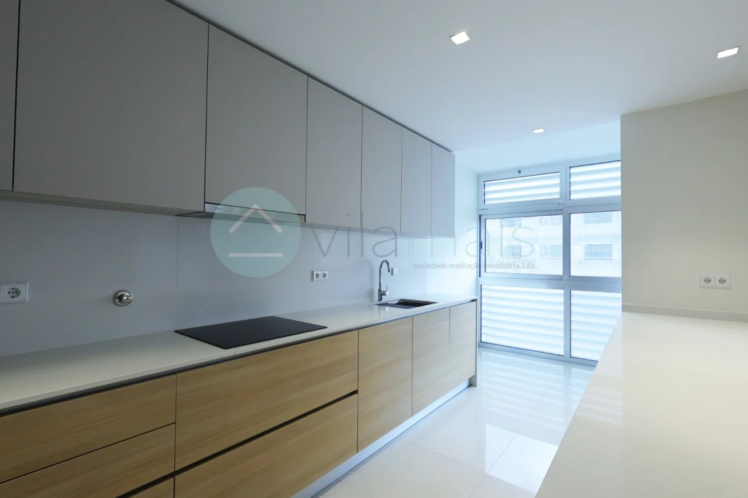 Apartamento T3 para Venda em Vila Nova da Telha Foto 38