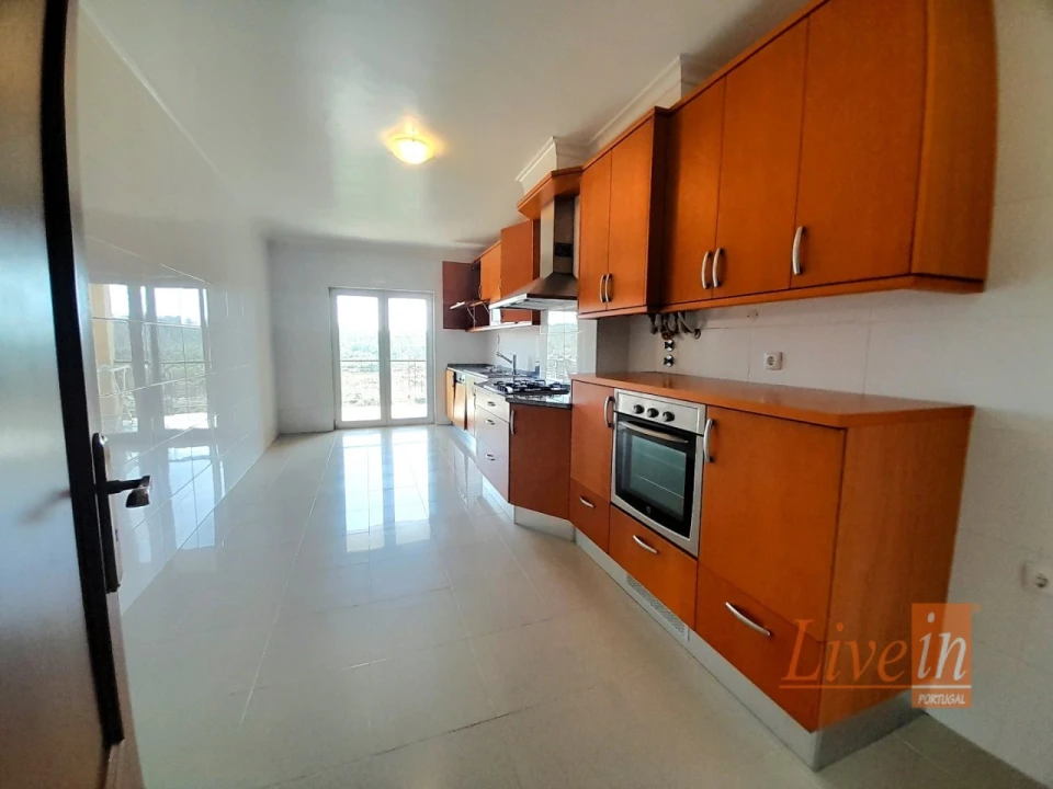 Apartamento T4 para Arrendamento em Ericeira Foto 8
