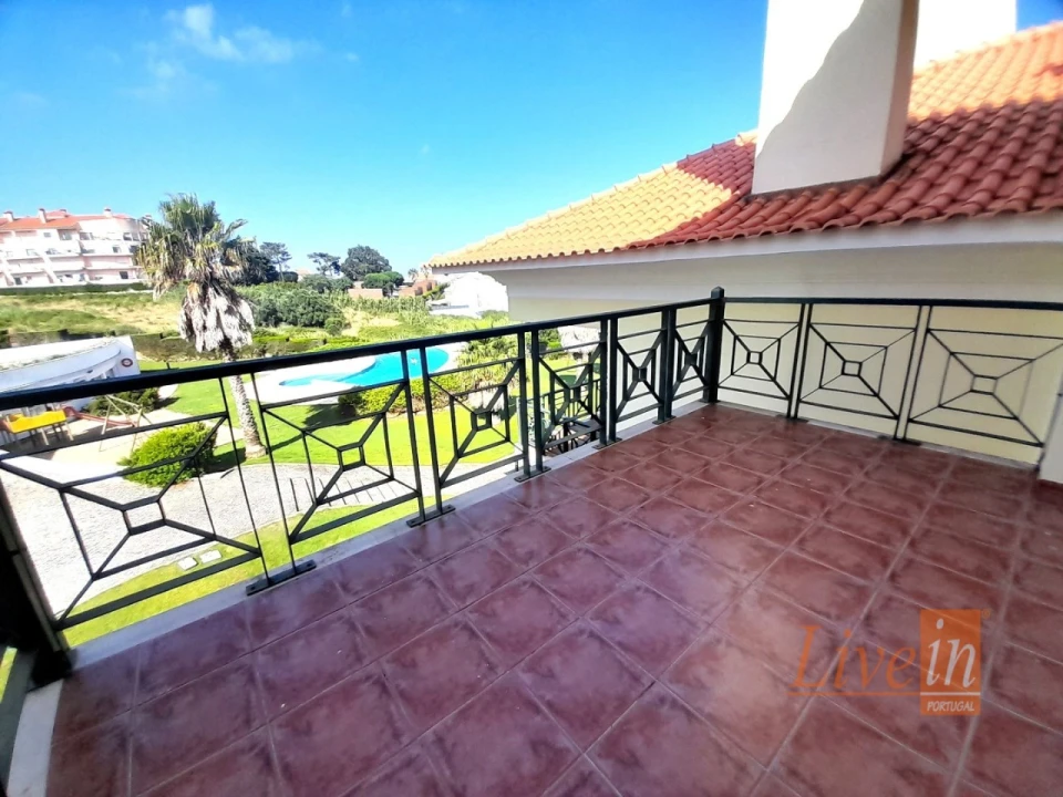 Apartamento T4 para Arrendamento em Ericeira Foto 16
