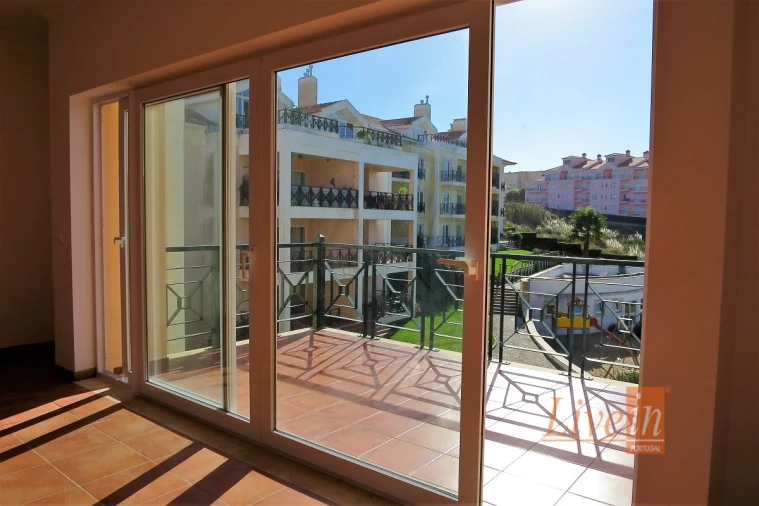 Apartamento T4 para Arrendamento em Ericeira Foto 14