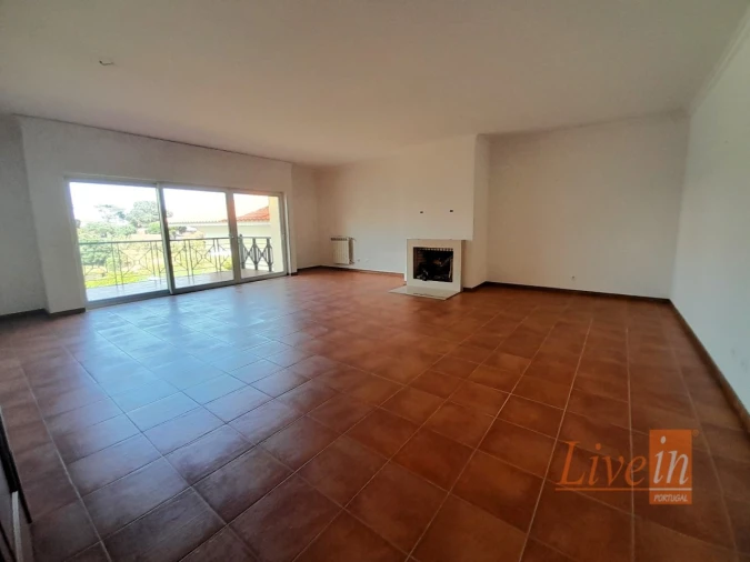 Apartamento T4 para Arrendamento em Ericeira Foto 10