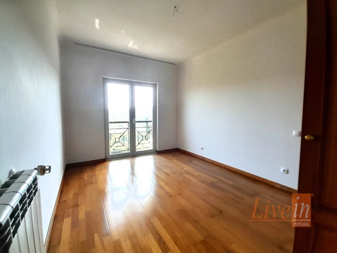 Apartamento T4 para Arrendamento em Ericeira Foto 20