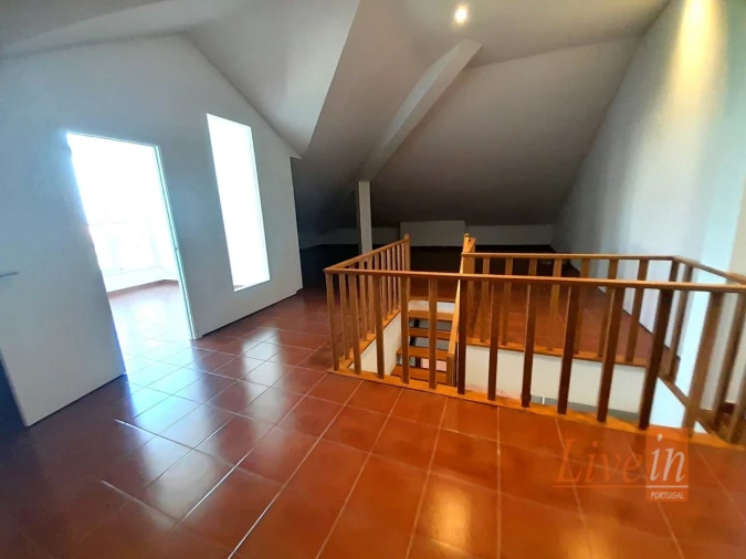 Apartamento T4 para Arrendamento em Ericeira Foto 32