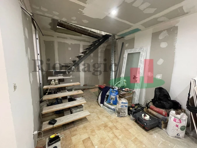 Moradia T3 para Venda em Marvila, Ribeira Santarém, São Salvador, São Nicolau Foto 4