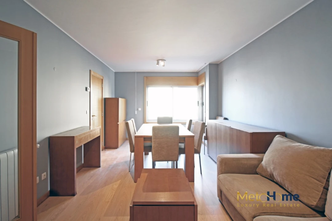 Apartamento T2 para Venda em Mafamude e Vilar do Paraíso Foto 4