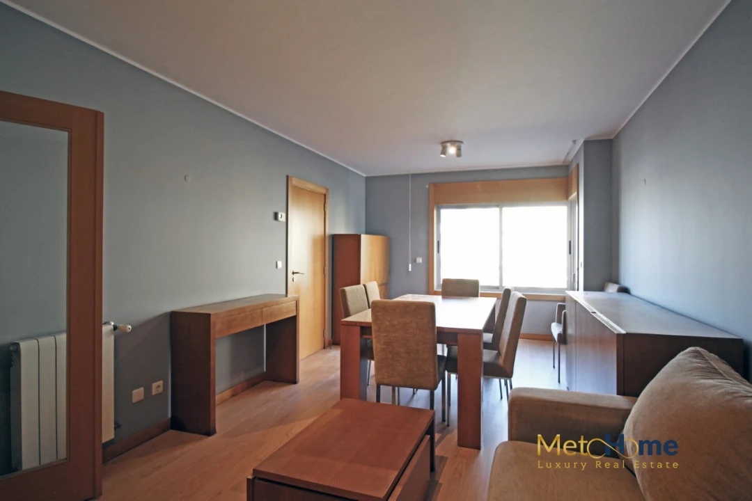 Apartamento T2 para Venda em Mafamude e Vilar do Paraíso Foto 5