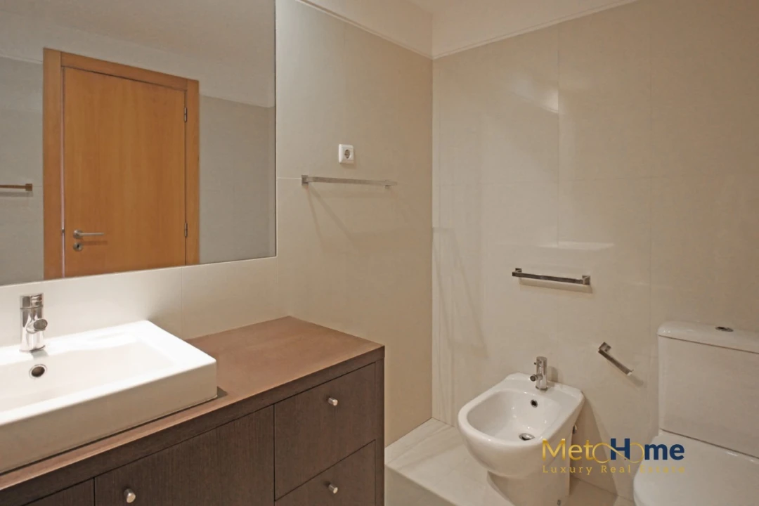 Apartamento T2 para Venda em Mafamude e Vilar do Paraíso Foto 27