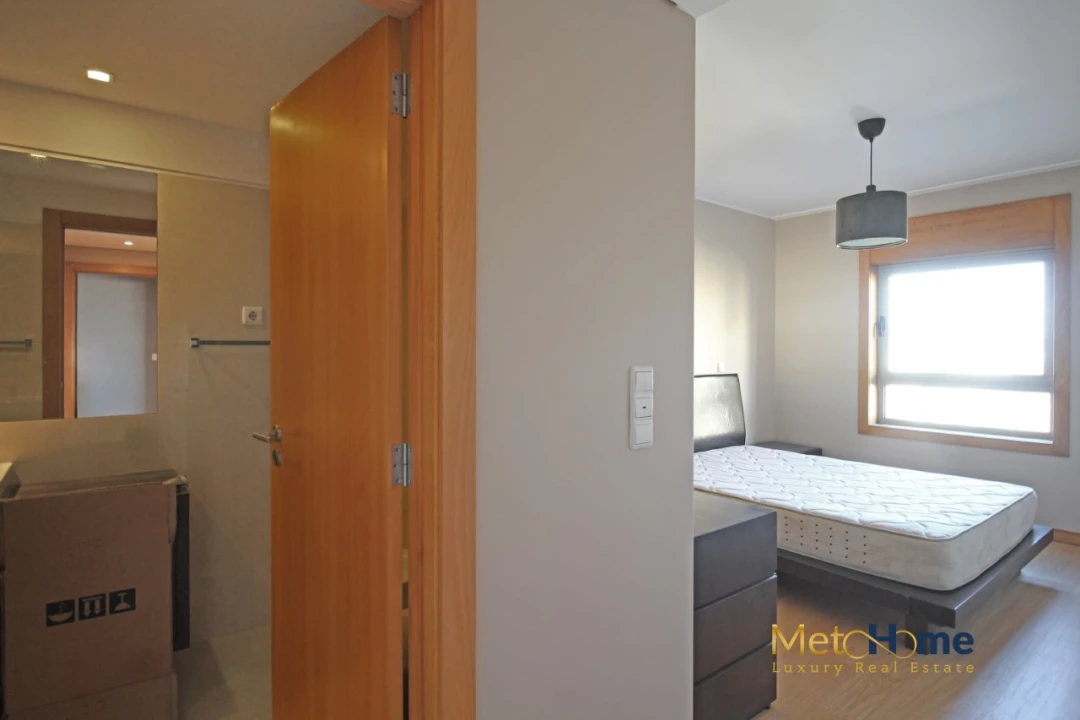 Apartamento T2 para Venda em Mafamude e Vilar do Paraíso Foto 28