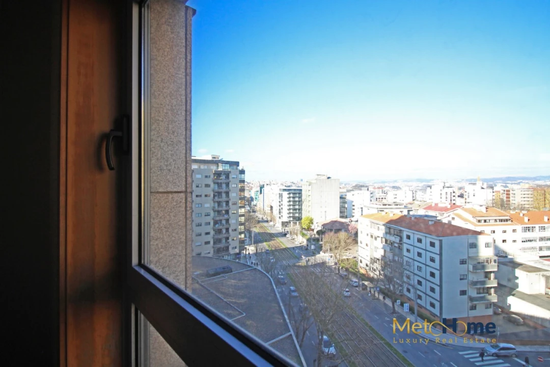 Apartamento T2 para Venda em Mafamude e Vilar do Paraíso Foto 32