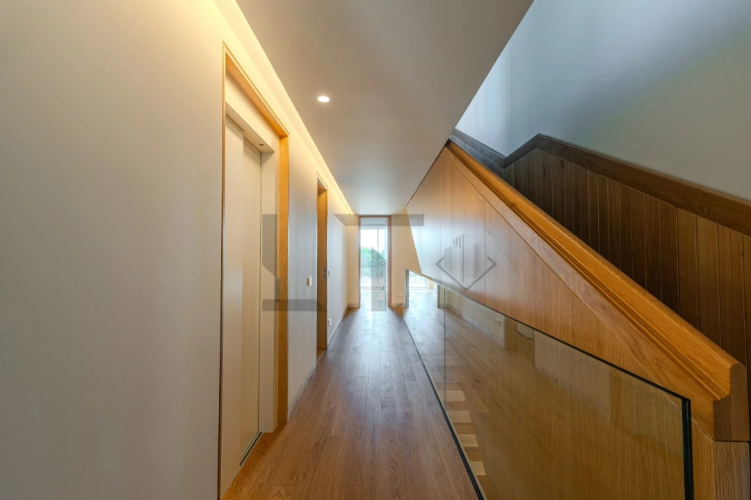 Moradia T5 para Venda em Cascais e Estoril Foto 31