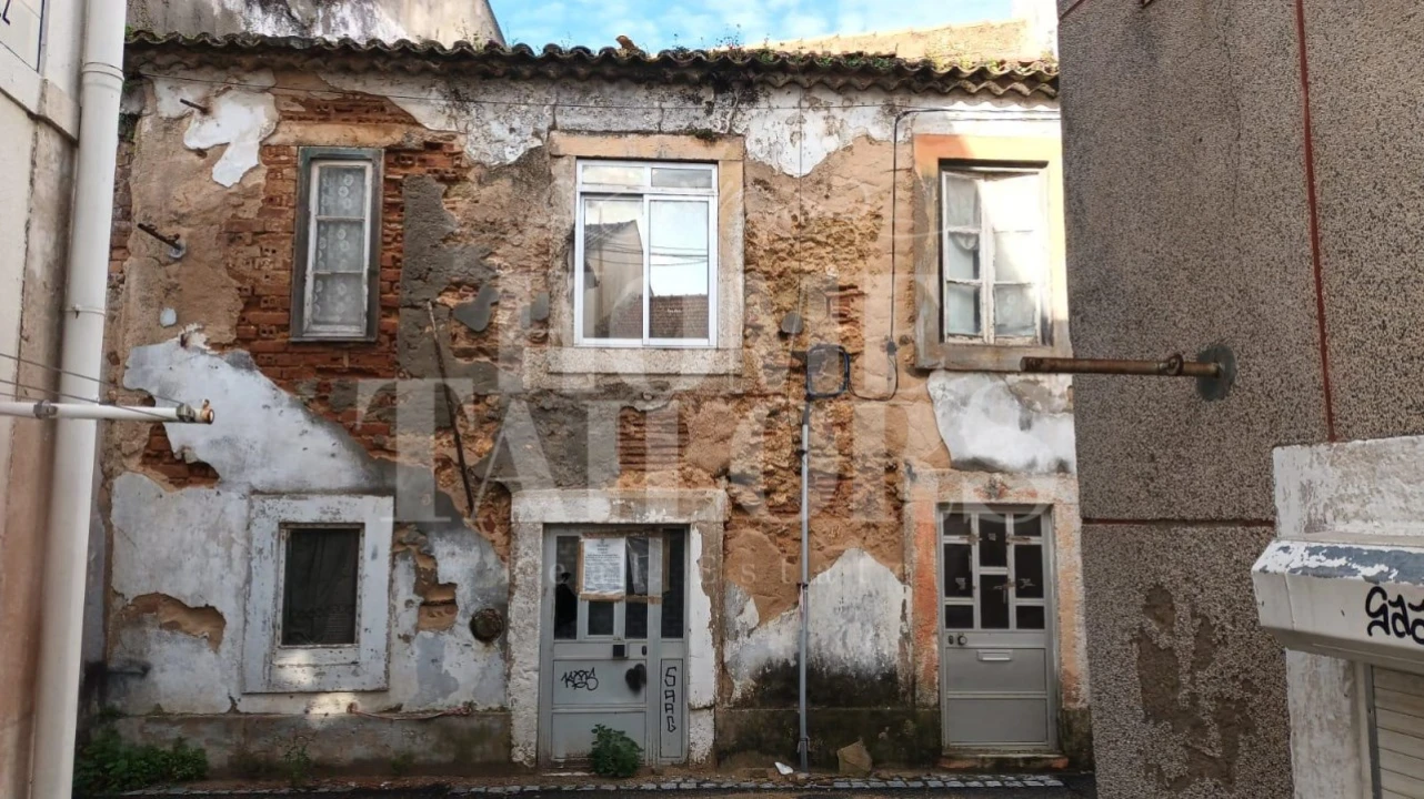 Prédio para Venda em Seixal, Arrentela e Aldeia de Paio Pires Foto 1