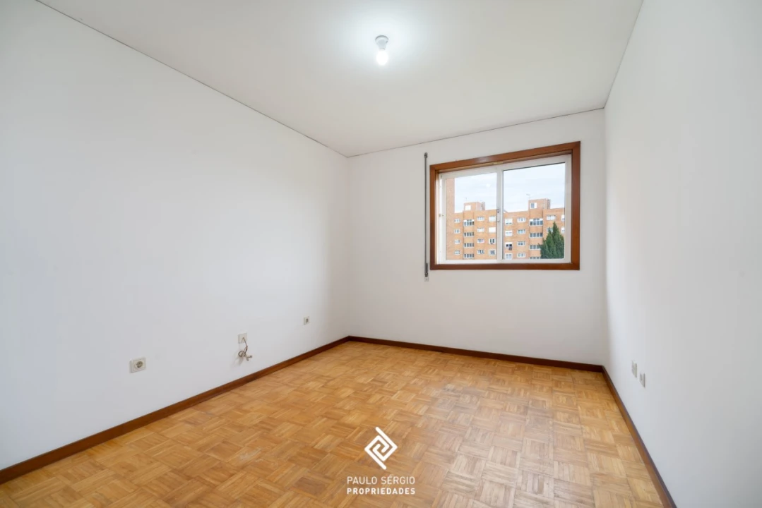 Apartamento T3 para Venda em Avintes Foto 8