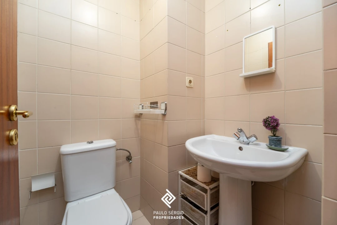 Apartamento T3 para Venda em Avintes Foto 12