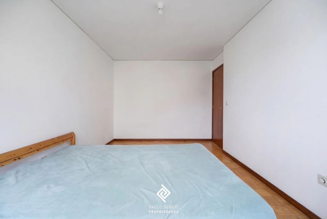 Apartamento T3 para Venda em Avintes Foto 6