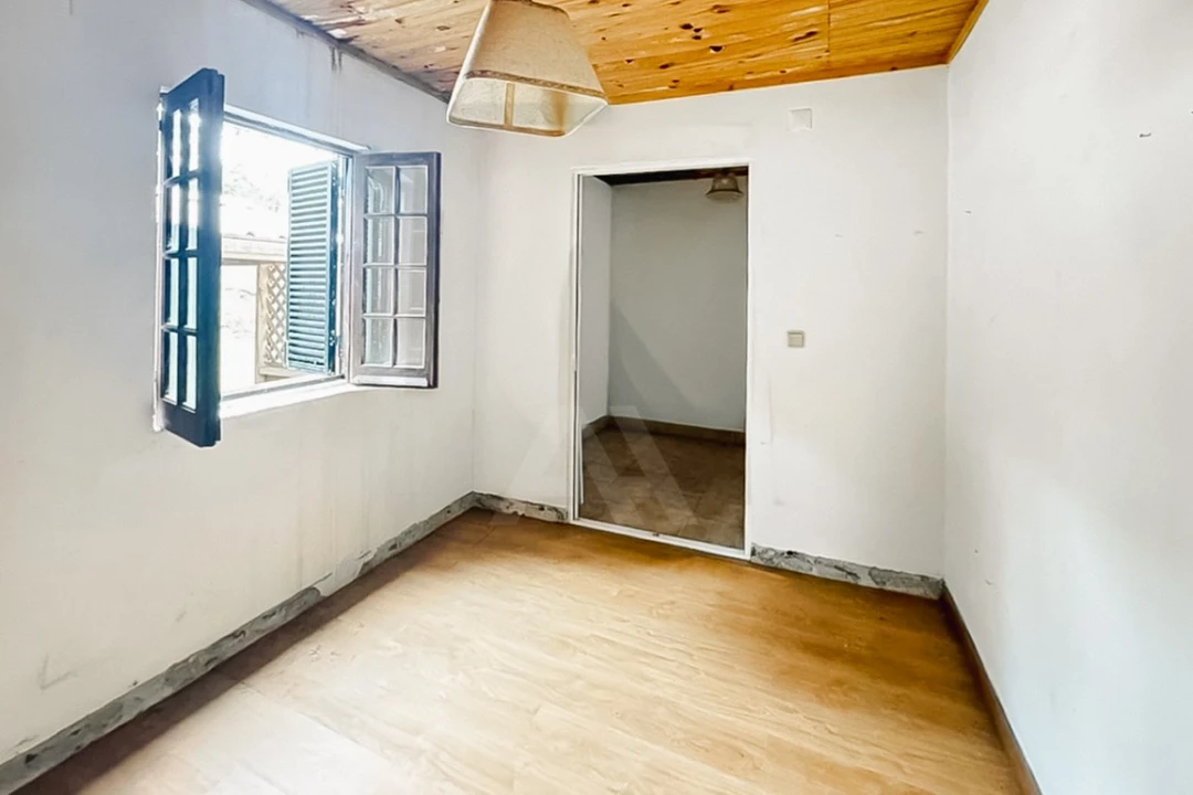 Moradia T2 para Venda em Colares Foto 9