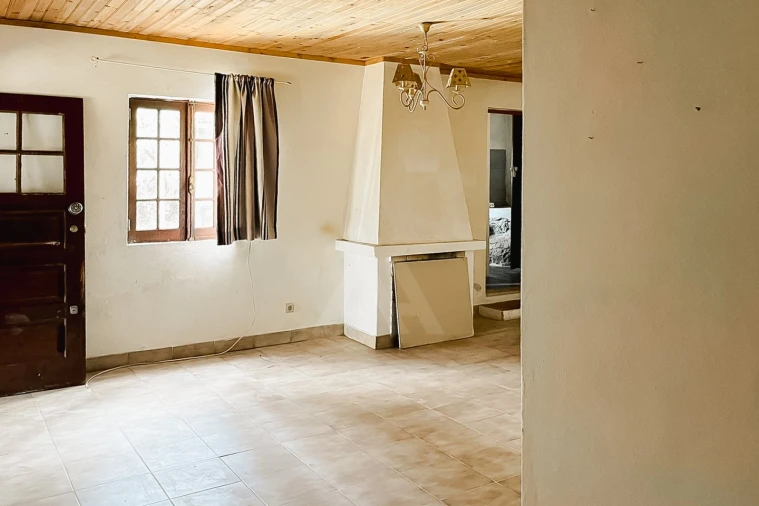 Moradia T2 para Venda em Colares Foto 4