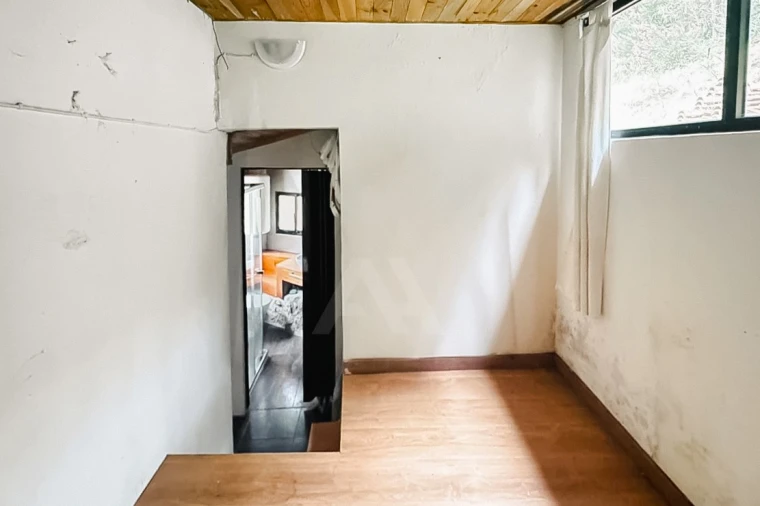 Moradia T2 para Venda em Colares Foto 10