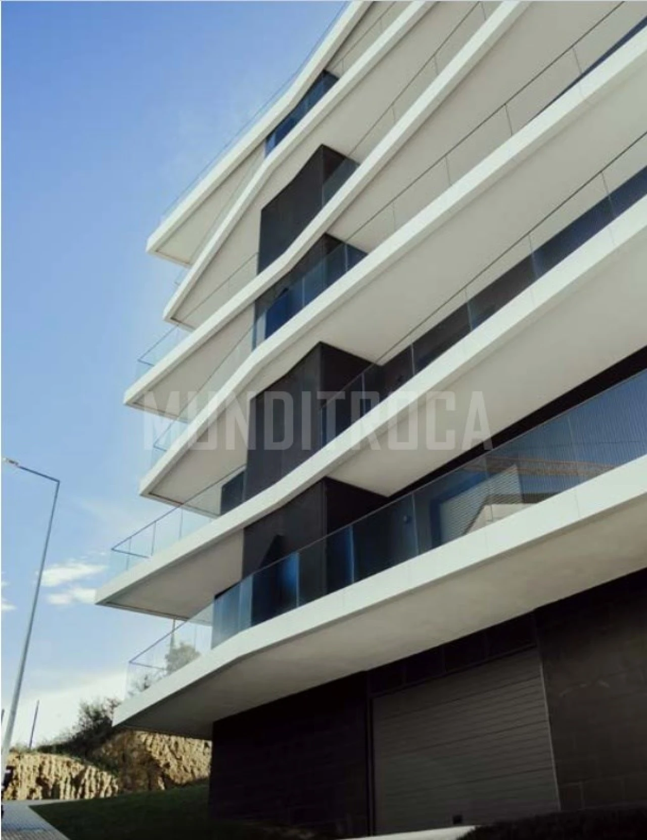 Apartamento T3 para Venda em Ferreiros e Gondizalves Foto 1