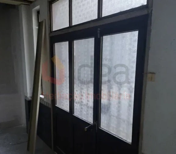 Loja para Arrendamento em Amora Foto 8