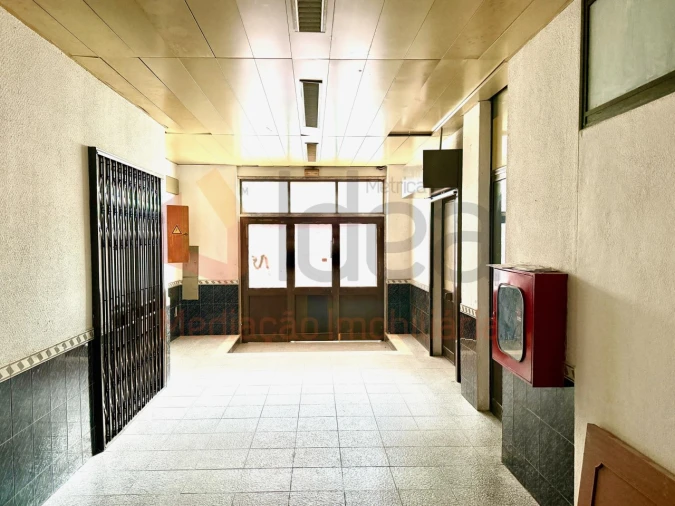 Loja para Arrendamento em Amora Foto 6