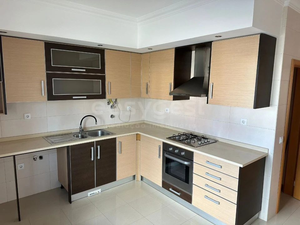 Apartamento T2 para Venda em Castelo Branco Foto 10