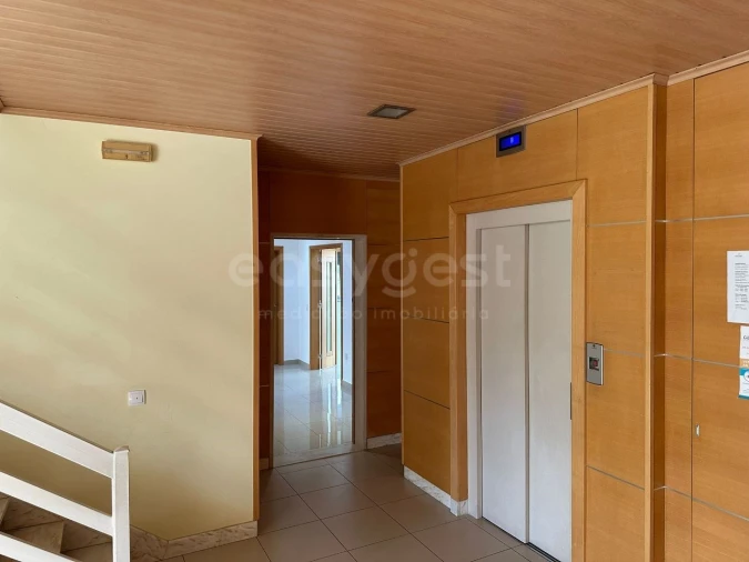 Apartamento T2 para Venda em Castelo Branco Foto 14