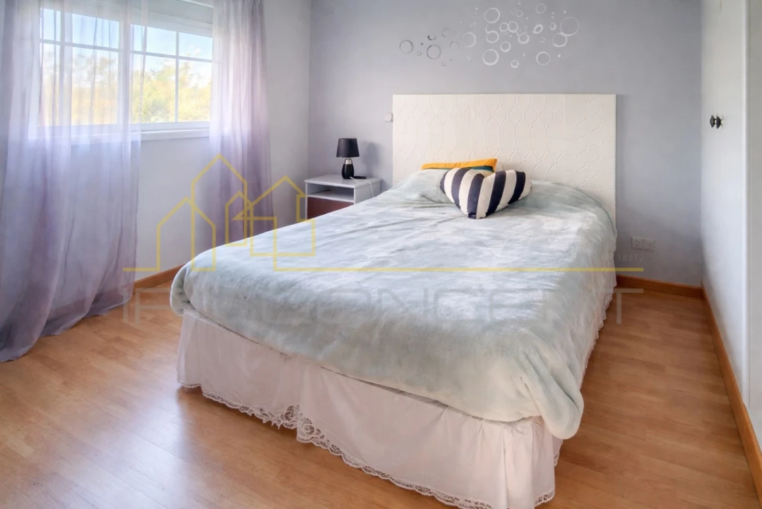 Moradia T5 para Venda em Marinha Grande Foto 6