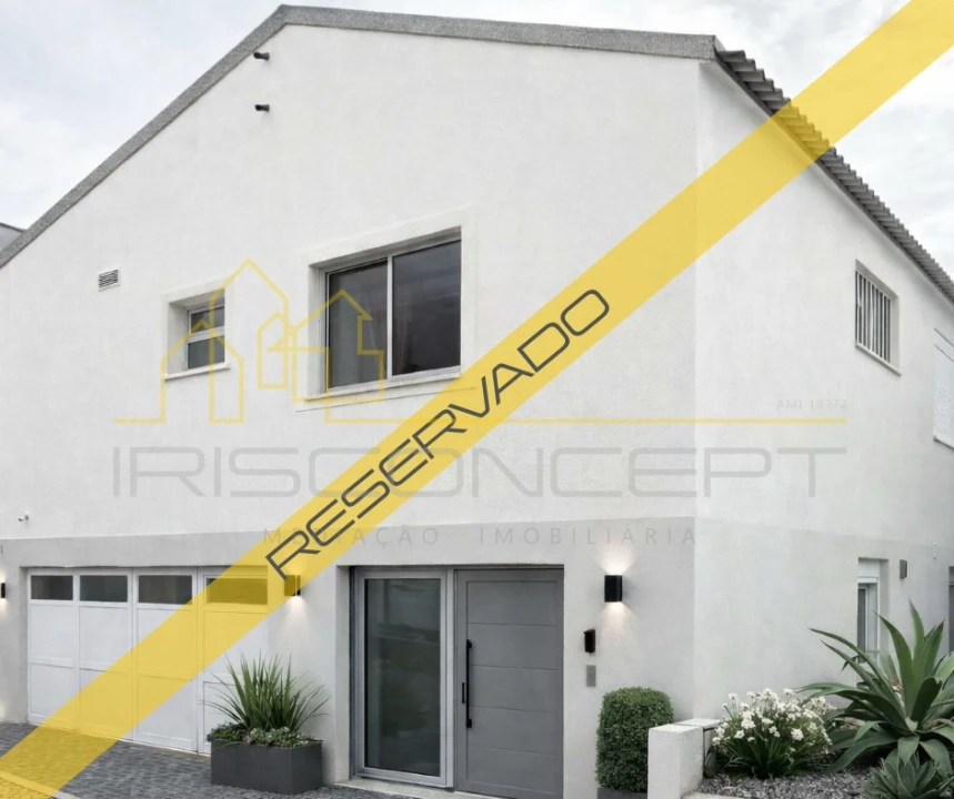 Moradia T2 para Venda em Pataias e Martingança Foto 1