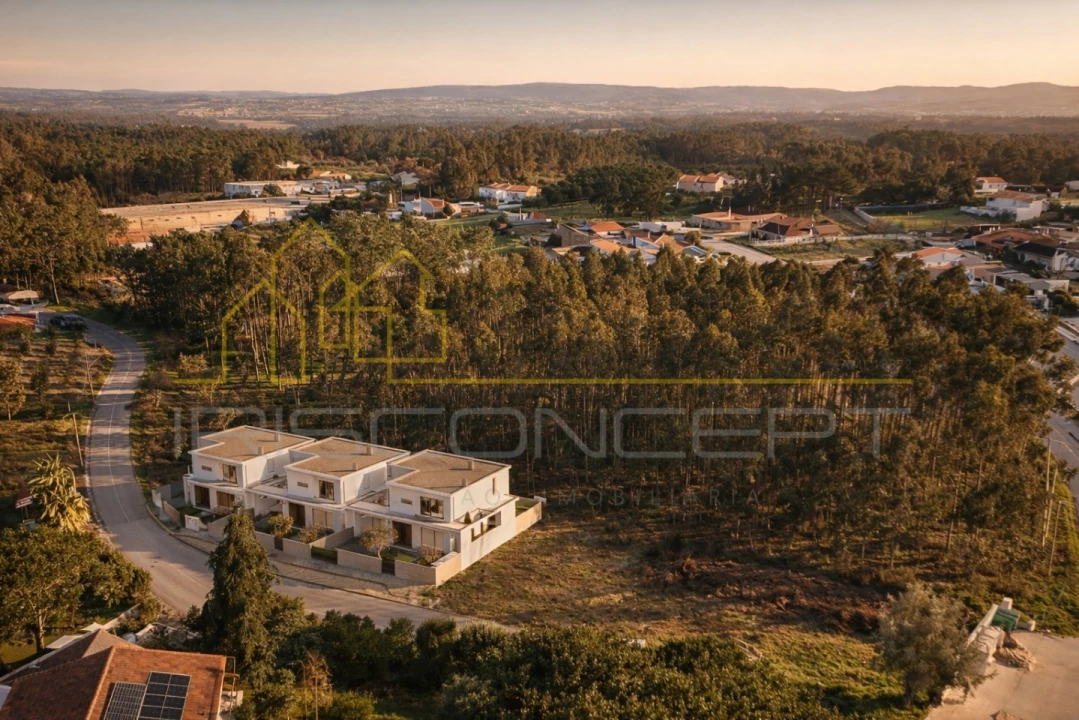 Moradia T4 para Venda em Maceira Foto 4