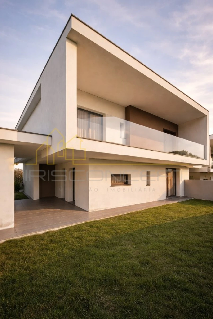 Moradia T4 para Venda em Maceira Foto 3