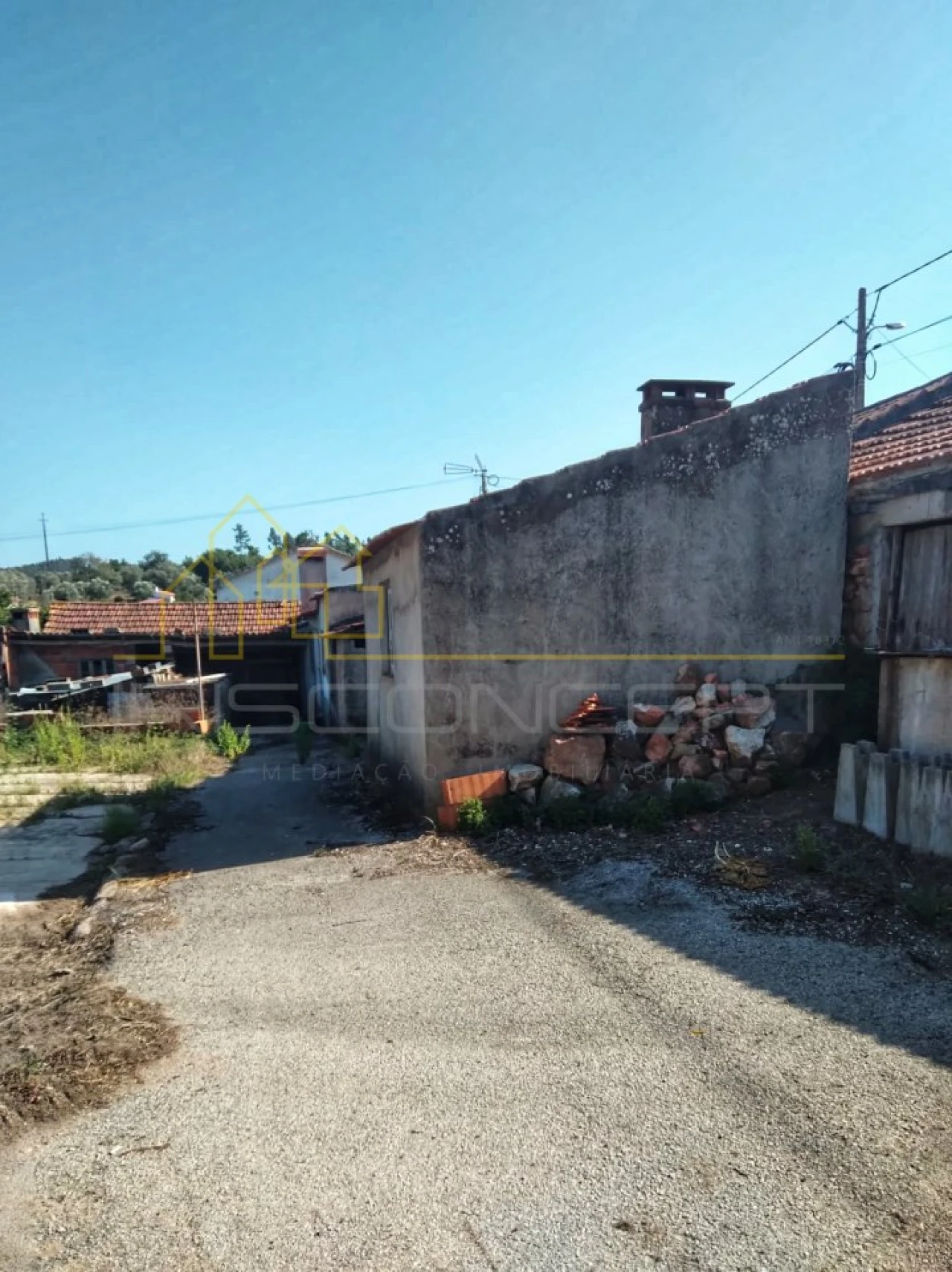 Moradia T2 para Venda em Figueiro do Campo Foto 2