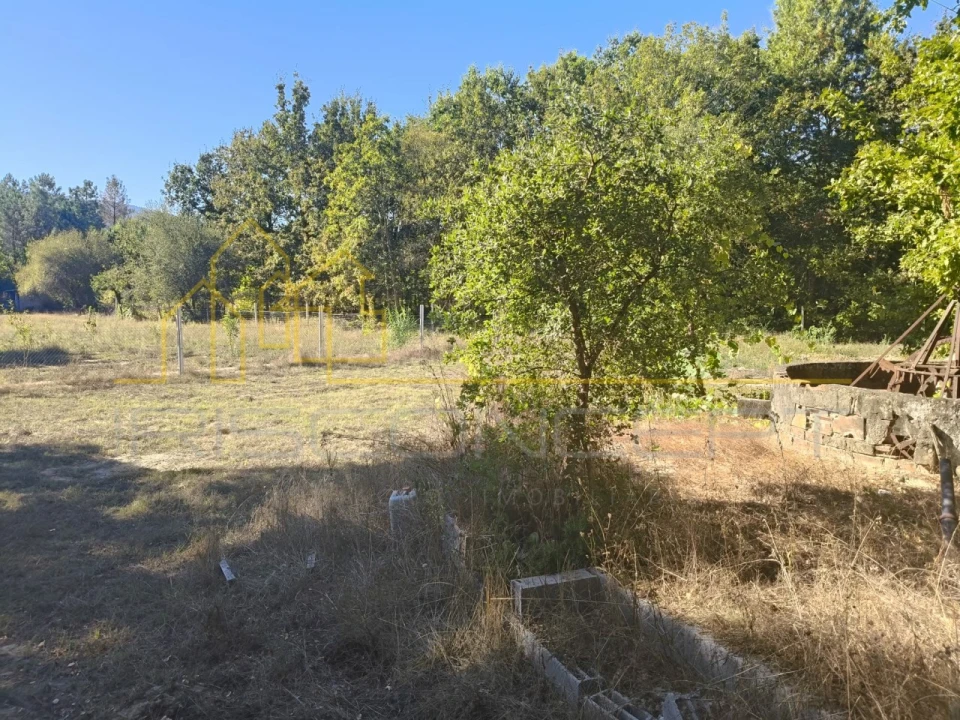 Terreno para Venda em Gandaras Foto 1