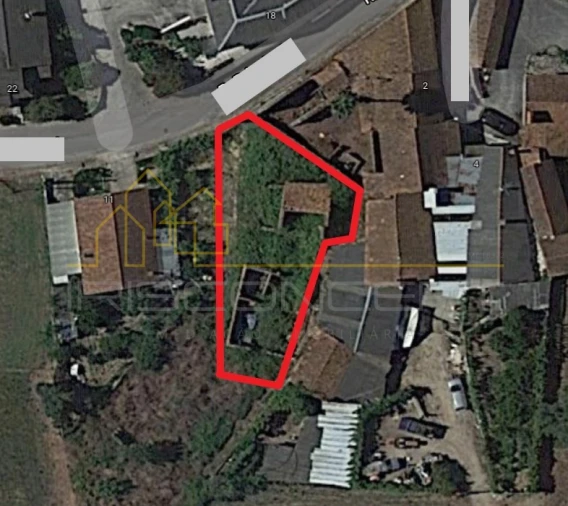 Moradia T2 para Venda em Batalha Foto 1