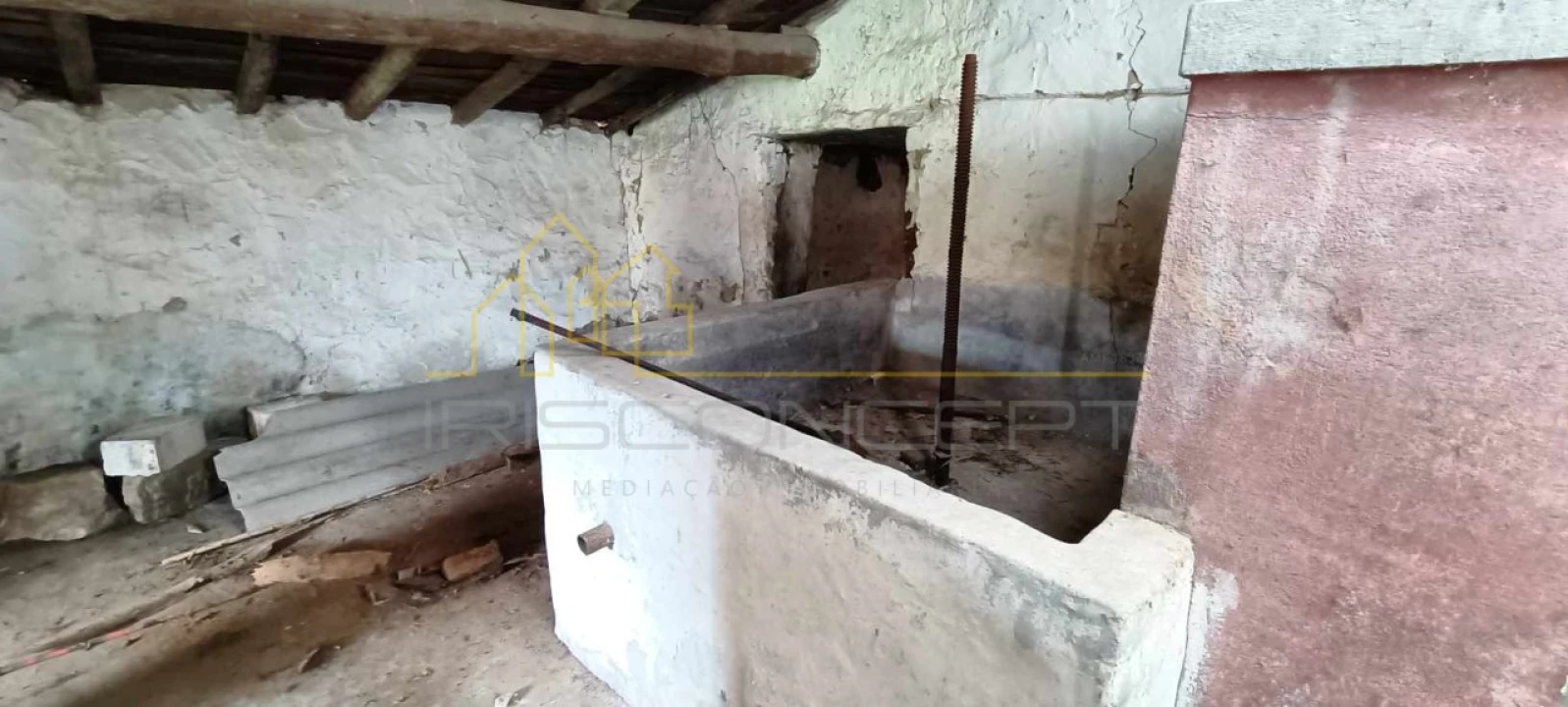 Moradia T2 para Venda em Barrio Foto 16