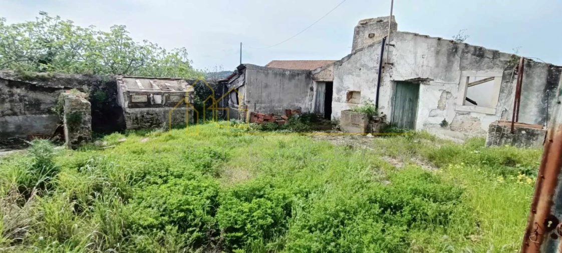 Moradia T2 para Venda em Barrio Foto 2