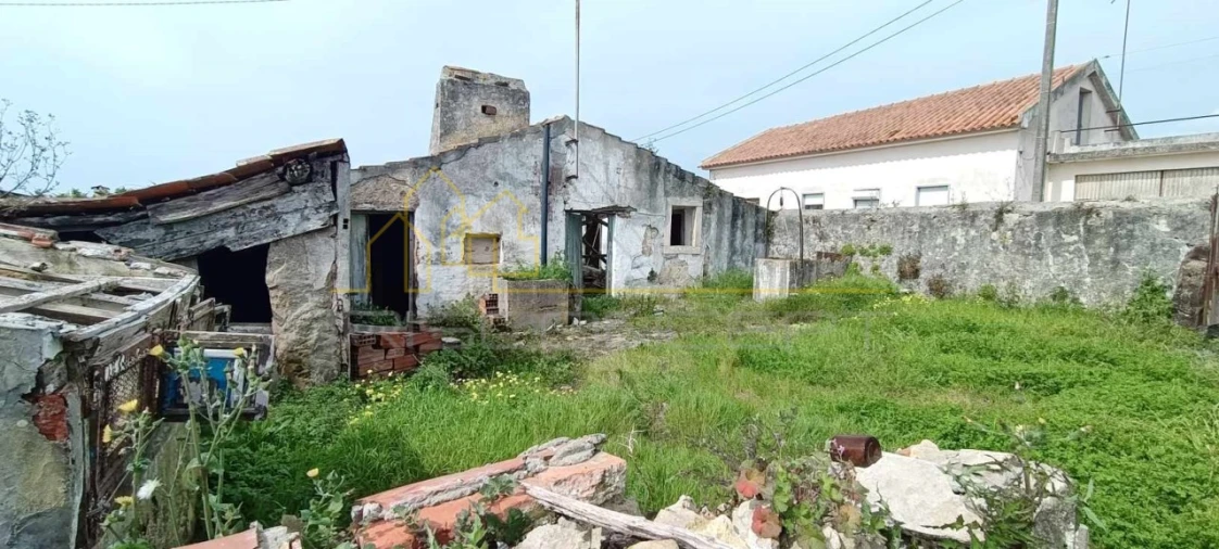 Moradia T2 para Venda em Barrio Foto 3