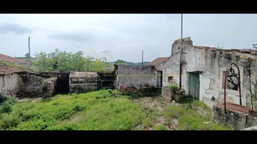 Moradia T2 para Venda em Barrio