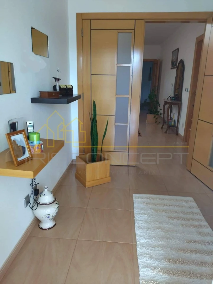 Moradia T5 para Venda em Maceira Foto 7