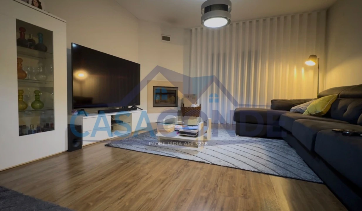 Moradia T3 para Venda em Quinta do Conde Foto 4