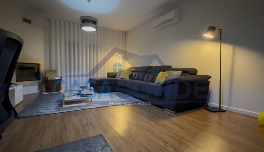 Moradia T3 para Venda em Quinta do Conde Foto 2