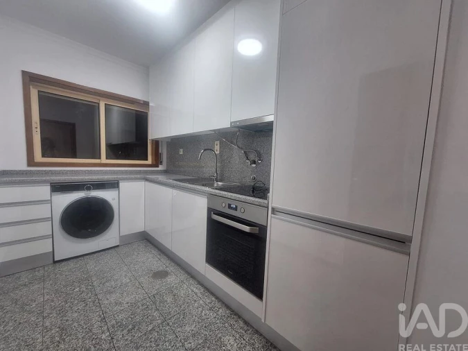 Apartamento T2 para Venda em Canidelo Foto 2