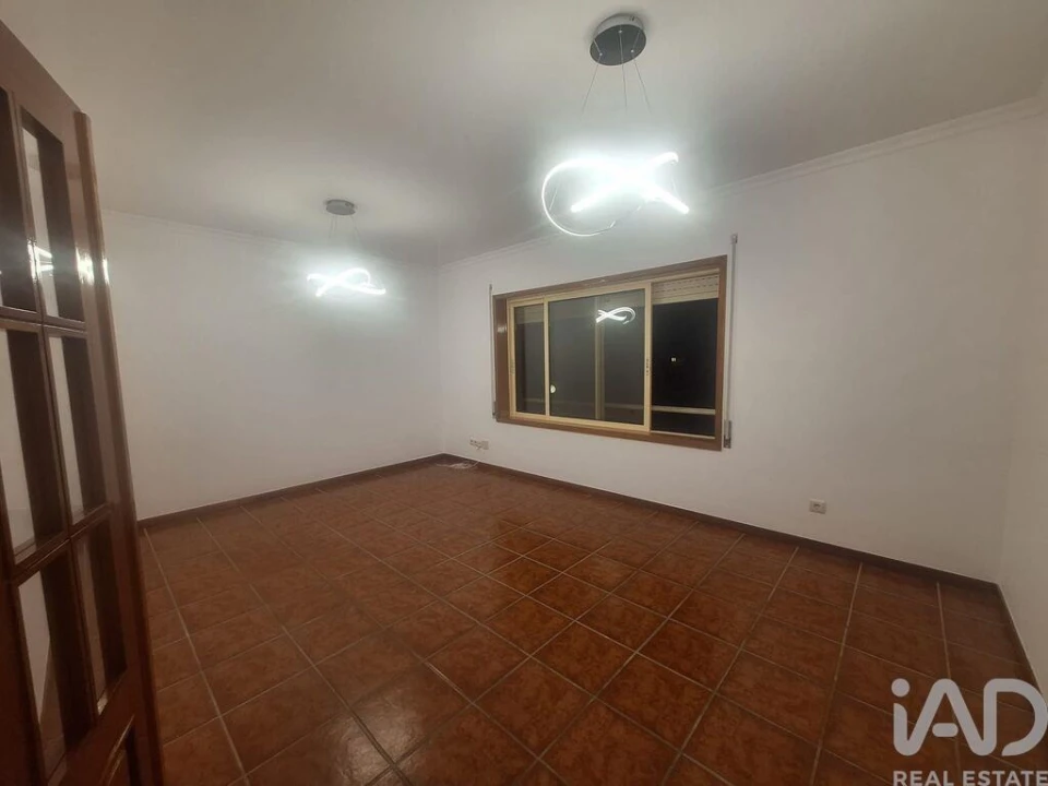 Apartamento T2 para Venda em Canidelo Foto 3