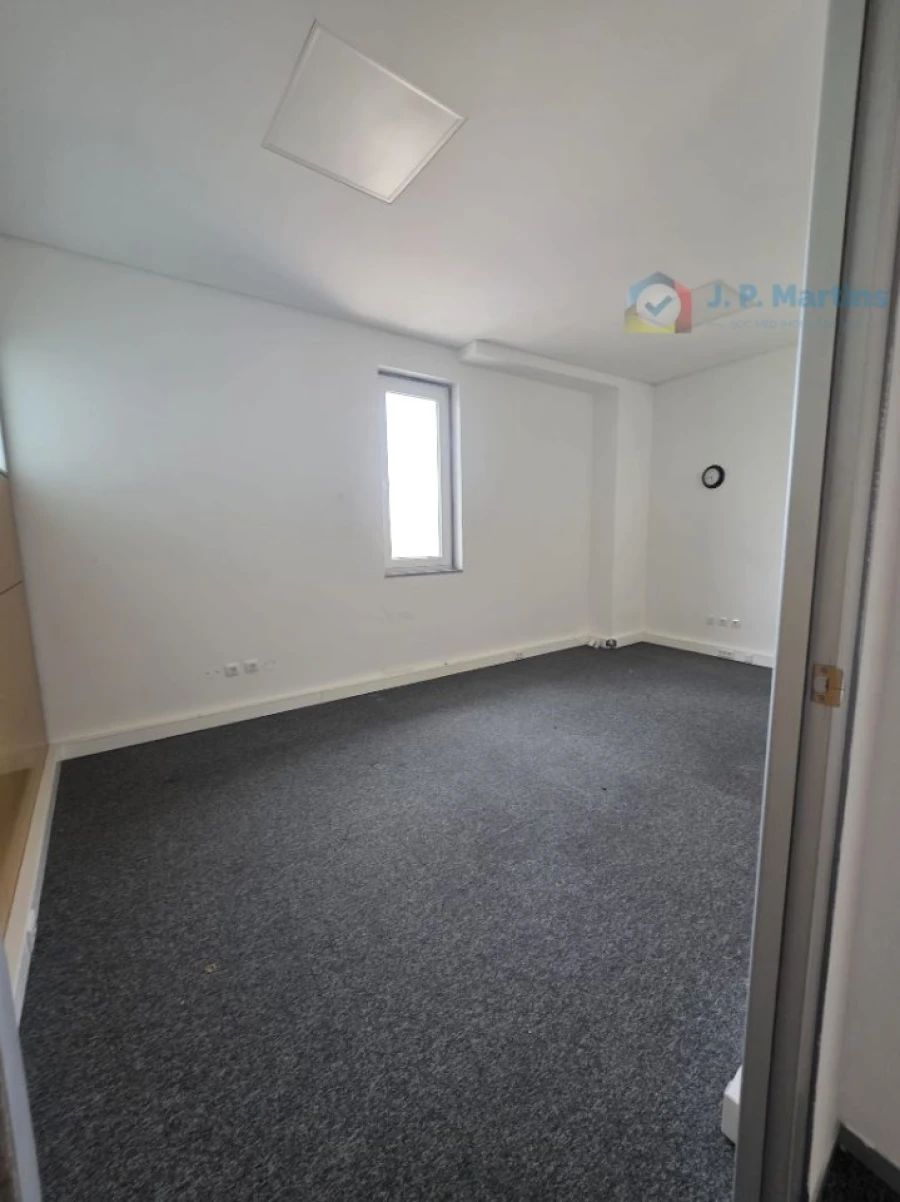 Escritório para Venda em Carnide Foto 3